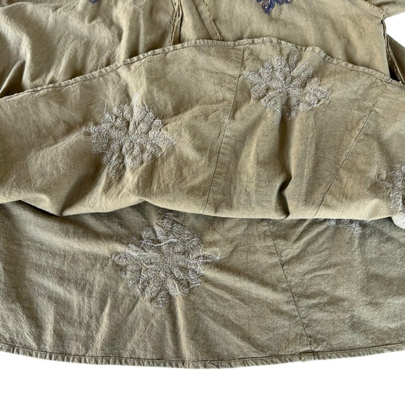Krista Larson Billowy Sequined Shirt Artsy Art-To-Wear Lagenlook Army Green OSFM - Picture 11 of 13